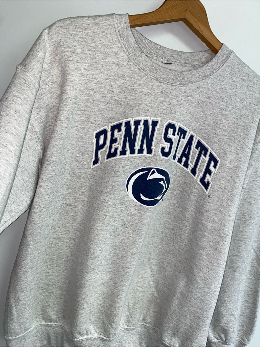 PENN STATE SWEATSHIRT - LARGE - Picture 2 of 6